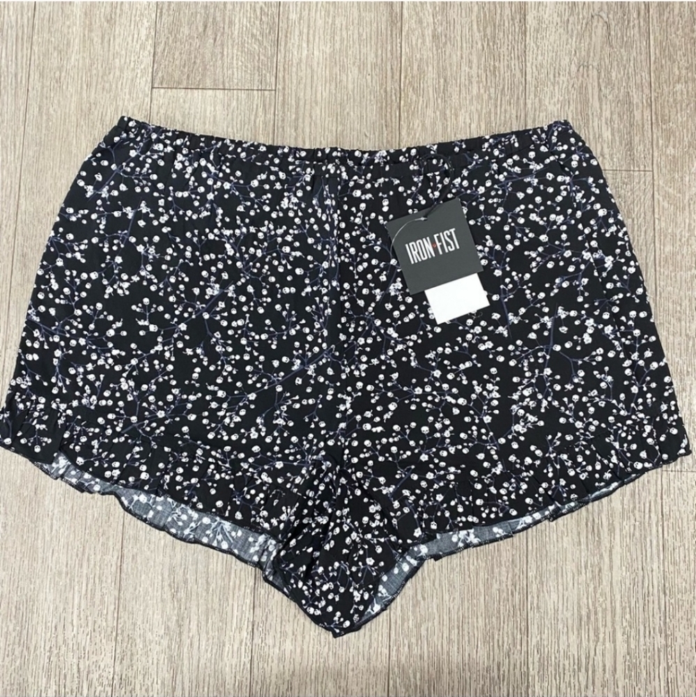 ☠ Iron Fist Death Breath Ruffle Shorts ☠